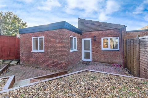 2 bedroom bungalow for sale, Arncliffe Drive, Heelands, Milton Keynes, Buckinghamshire, MK13 7LH