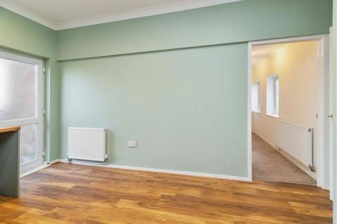 2 bedroom bungalow for sale, Arncliffe Drive, Heelands, Milton Keynes, Buckinghamshire, MK13 7LH