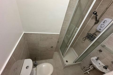 undefined, Self-contained Studio, Farleigh Rd, N16