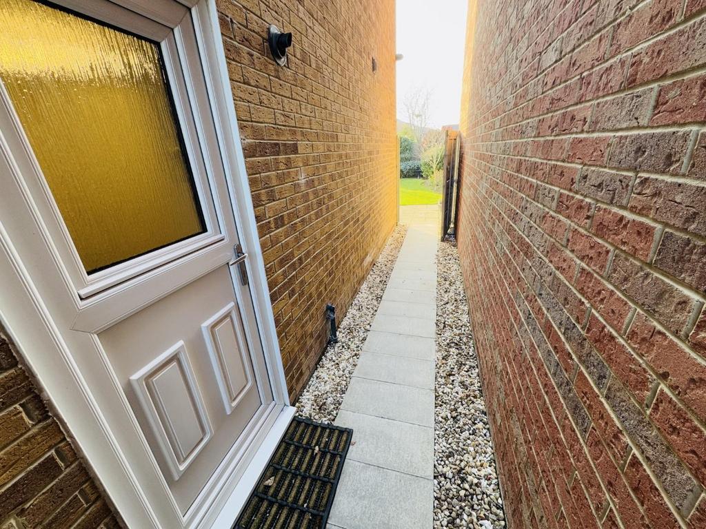 Side access