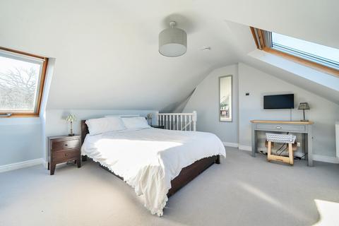 14 Bridge Road, Haslemere, GU27 2AS
