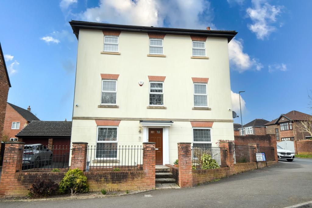 Five Bedroom Detached