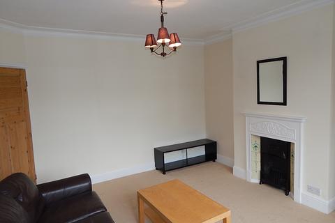 2 bedroom flat to rent, Neeld Crescent, London NW4