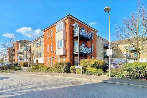 2 bedroom flat for sale, Glandford Way, Chadwell Heath, RM6