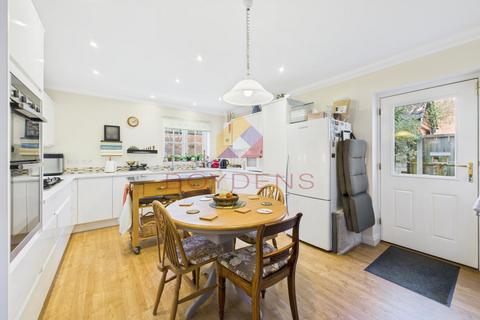 5 bedroom detached house for sale, Woodcutters, Littlefield, Colchester CO7