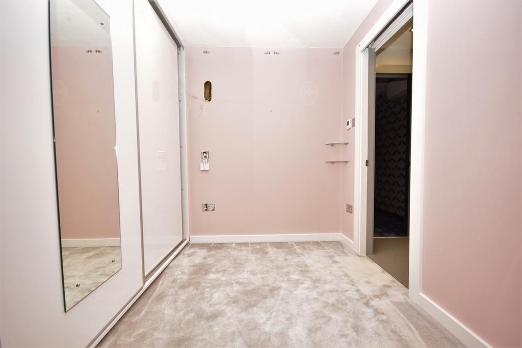 Abnnex bedroom