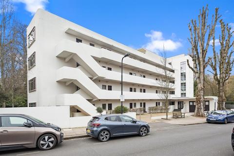 Studio for sale, Lawn Road, Belsize Park NW3