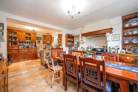 Fairview Brunant Road, Clydach, Abergavenny, NP7 0NG