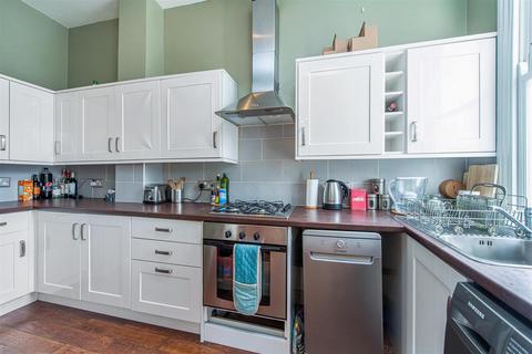 2 bedroom flat for sale, Perth Road, Finsbury Park