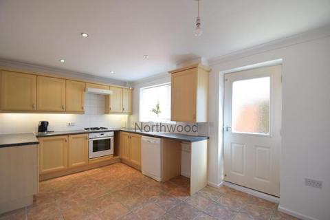 3 bedroom townhouse to rent, Turret Lane, Ipswich, IP4