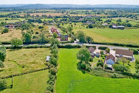 undefined, Main Road, Minsterworth, Gloucestershire