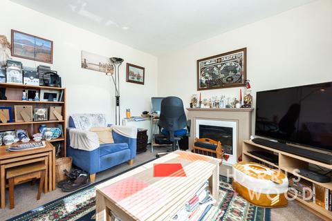 15 Bure Drive, Witham, CM8 1UB