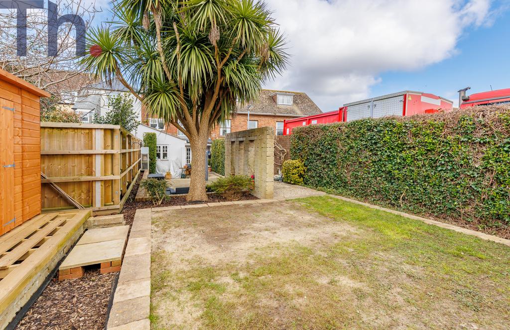 Lawned Garden