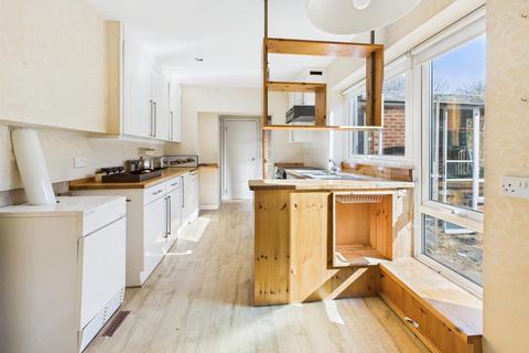 131 Reservoir Road, Gloucester, GL4 6SX