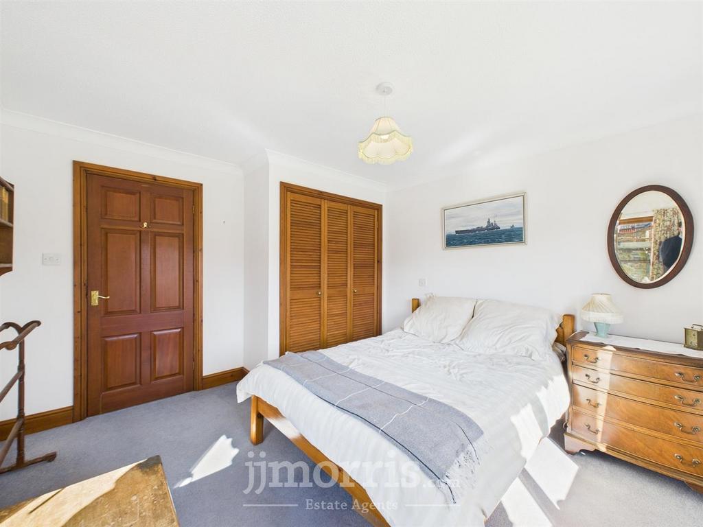 CAM02122 G0-PR0257-STILL033.jpg