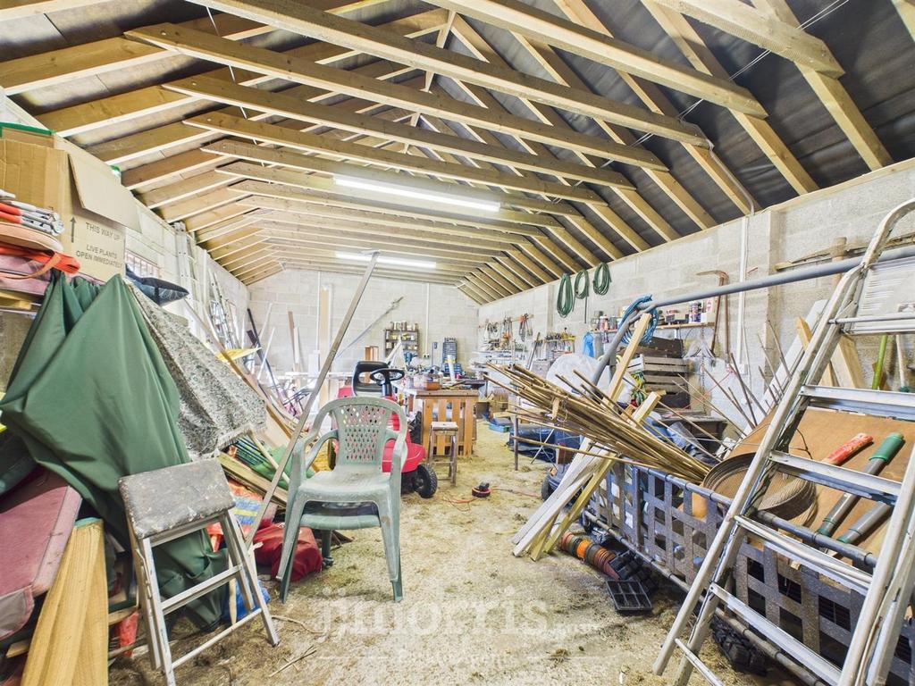 CAM02122 G0-PR0257-STILL052.jpg