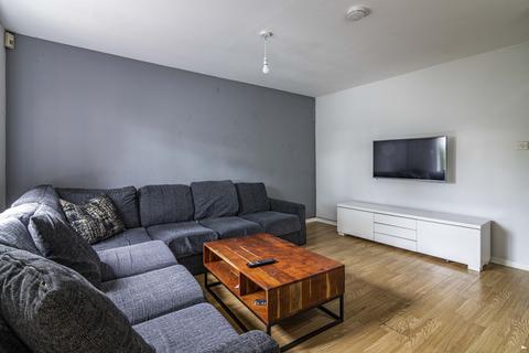 6 bedroom terraced house to rent, Park Road, Nottingham NG7