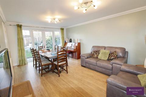6 bedroom detached house for sale, Poplar Road, Wombwell, BARNSLEY