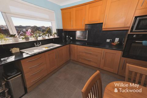 3 bedroom detached bungalow for sale, Shepherds Close, Wembdon, Bridgwater, Somerset TA6