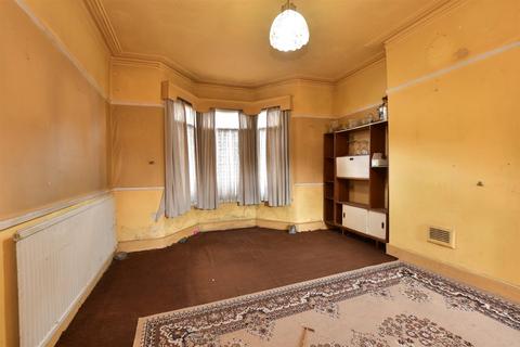 174 Brookscroft Road, London, E17 4JR