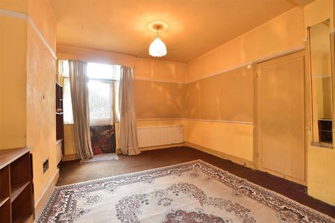 174 Brookscroft Road, London, E17 4JR