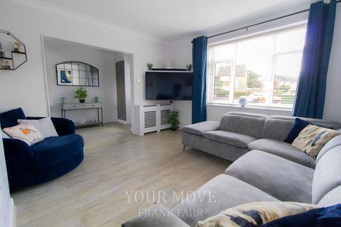 4 Trelawney Avenue, Langley, Slough, SL3 8RN