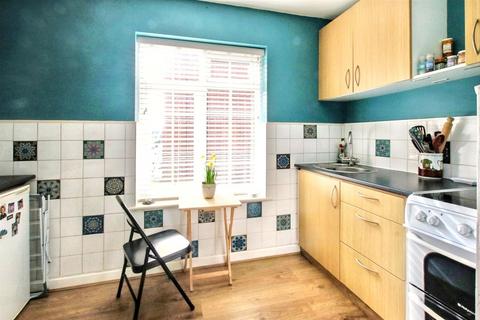 Flat 2, Elveden Court Epsom Road, Leatherhead, KT22 8TD