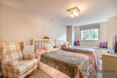 2 bedroom apartment for sale, Filey Road, Scarborough