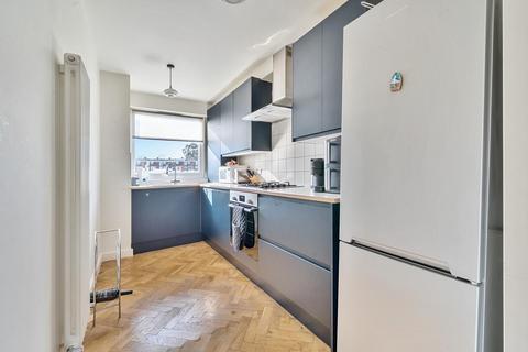 2 bedroom flat for sale, Fair Acres, Bromley