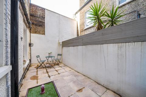 2 bedroom flat for sale, Malvern Road, Queens Park