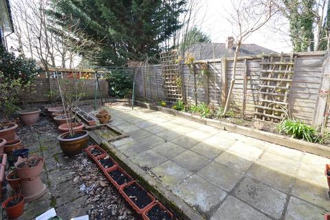 102 Garrison Lane, Chessington, KT9 2LB