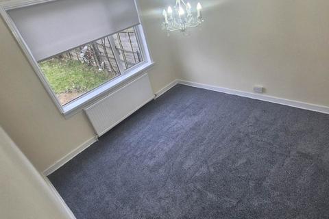 3 bedroom semi-detached house to rent, Maxwell Drive, Pollokshields