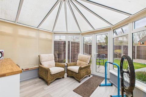 29 Foxglove Close, Abbeymead, Gloucester, GL4 4DX
