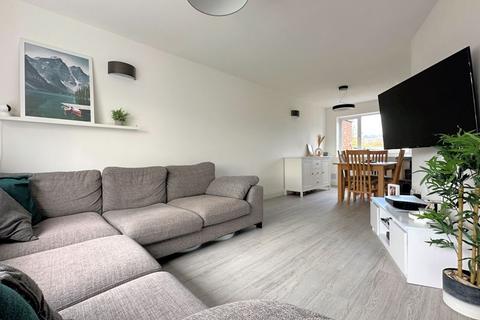 3 bedroom end of terrace house for sale, West Street, Fareham PO16