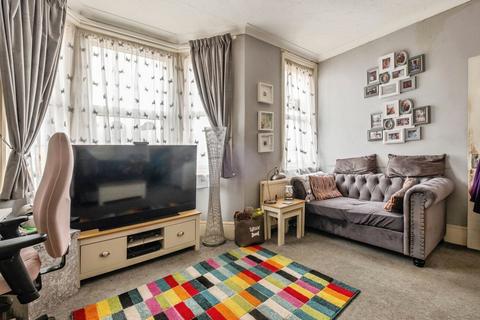 2 bedroom maisonette for sale, Brighton Road, Newhaven BN9