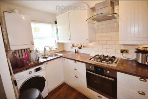 2 bedroom terraced house to rent, Frogmore Close, Slough, SL1