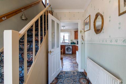 9 Higher Oakfield, Pitlochry, PH16 5HT