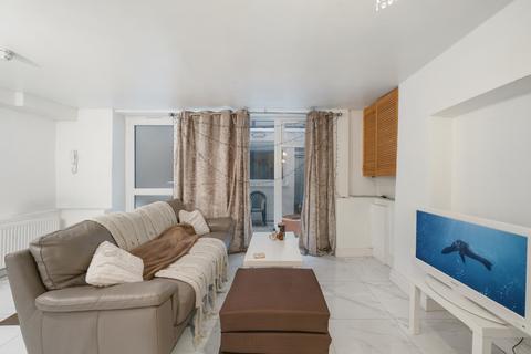 1 bedroom flat for sale, Stanmore Street, Islington, N1