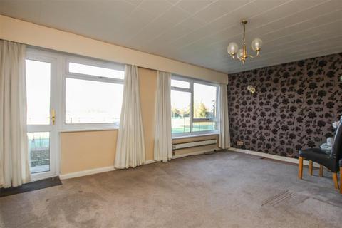 2 bedroom apartment for sale, Limes Court, Sawyers Hall Lane, Brentwood