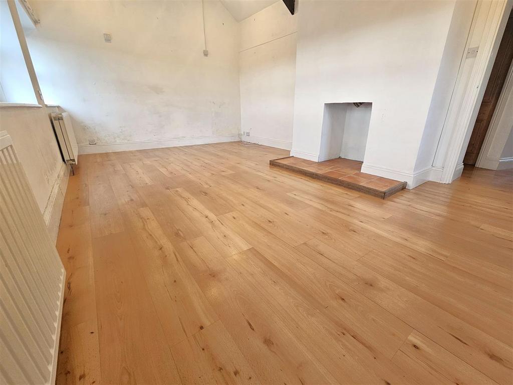 Annexe Living room.jpg