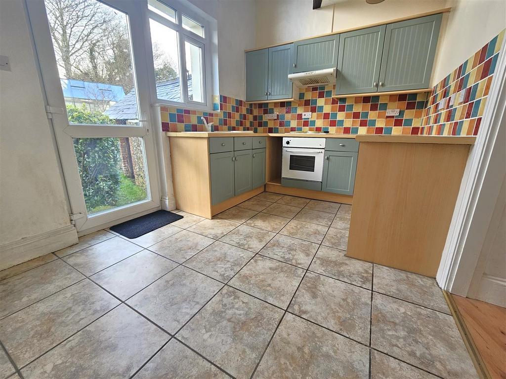 Annexe Kitchen.jpg