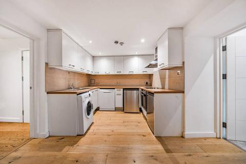 2 bedroom flat to rent, Empire Square, Holloway, London, N7