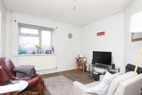 3 bedroom semi-detached house for sale, Heol Pen-y-Parc, Llantrisant, CF72 8DN