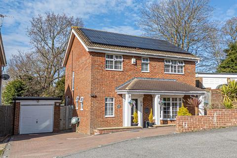 5 bedroom detached house for sale, Marlborough Close, St. Leonards-On-Sea