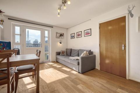 2 bedroom flat for sale, Reeves Road, Bow