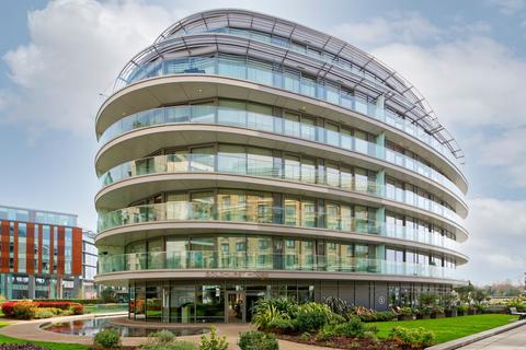 3 bedroom apartment for sale, Parr's Way, London, W6