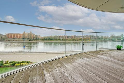 3 bedroom apartment for sale, Parr's Way, London, W6