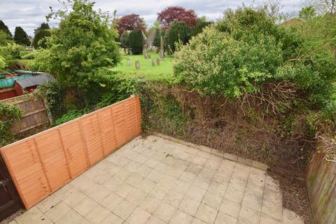 2 bedroom end of terrace house to rent, The Lilacs, Pocklington