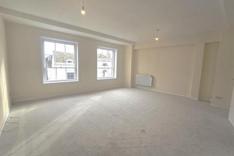 2 bedroom apartment to rent, East Street, Chichester