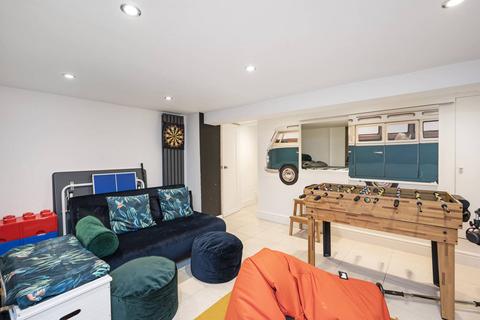 39 Alderney Road, London, E1 4EG